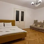 Crisan Residence - Vila Crisan