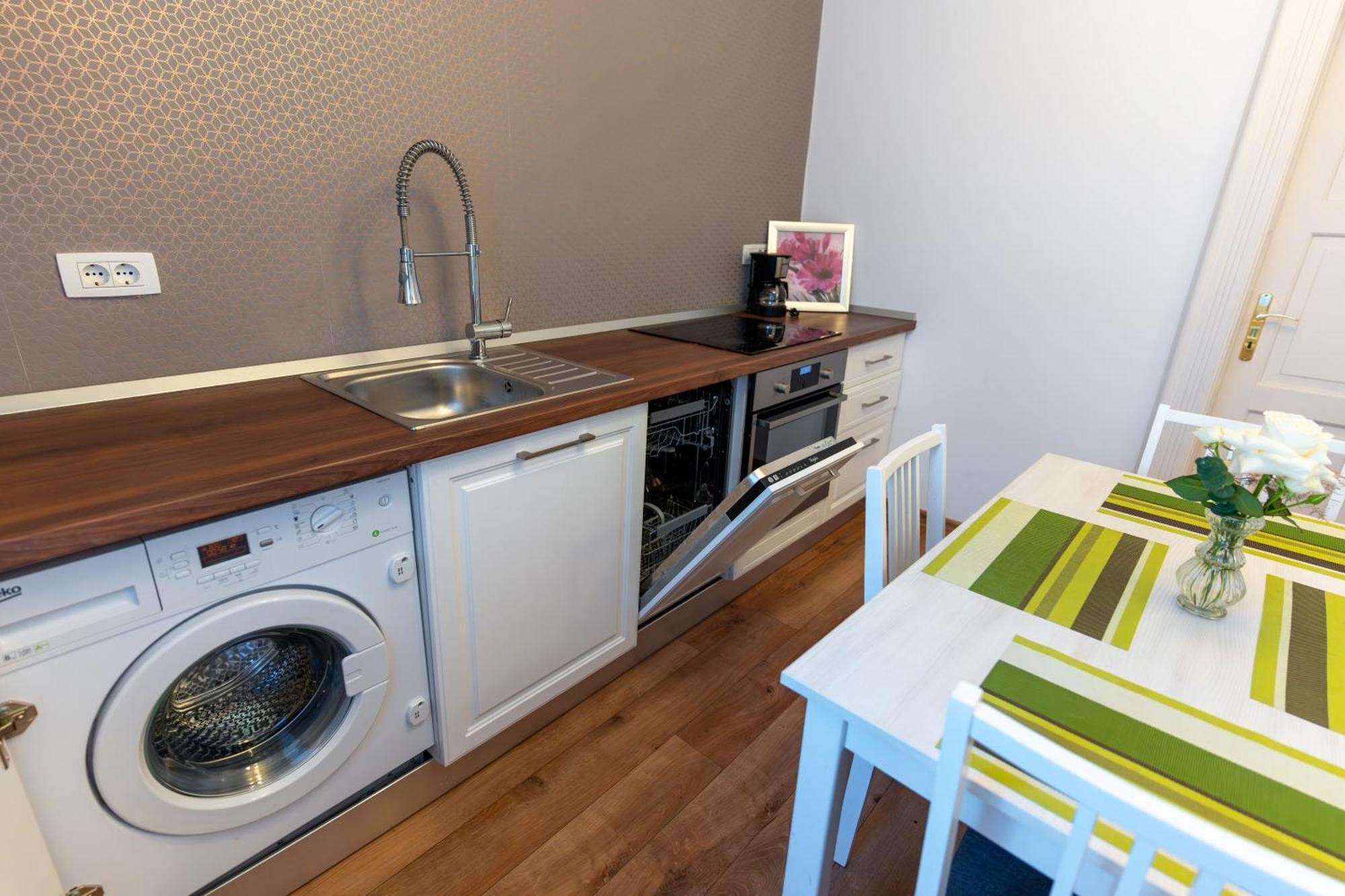 Apartment Crisan - Crisan
