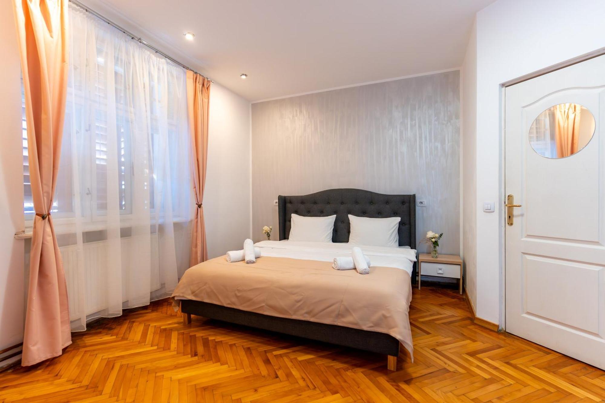 Apartment Crisan - Crisan