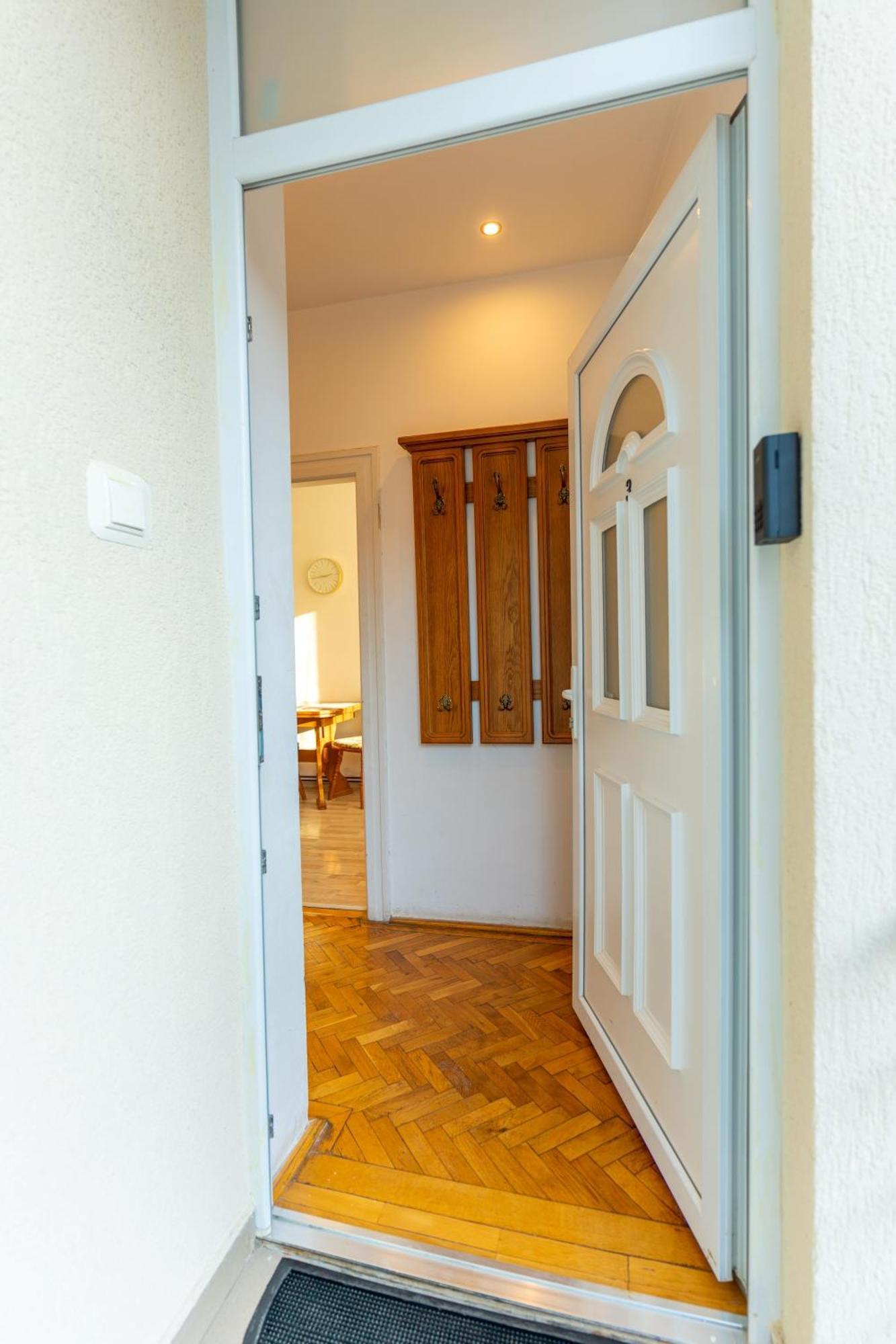 Apartment Crisan - Crisan *
