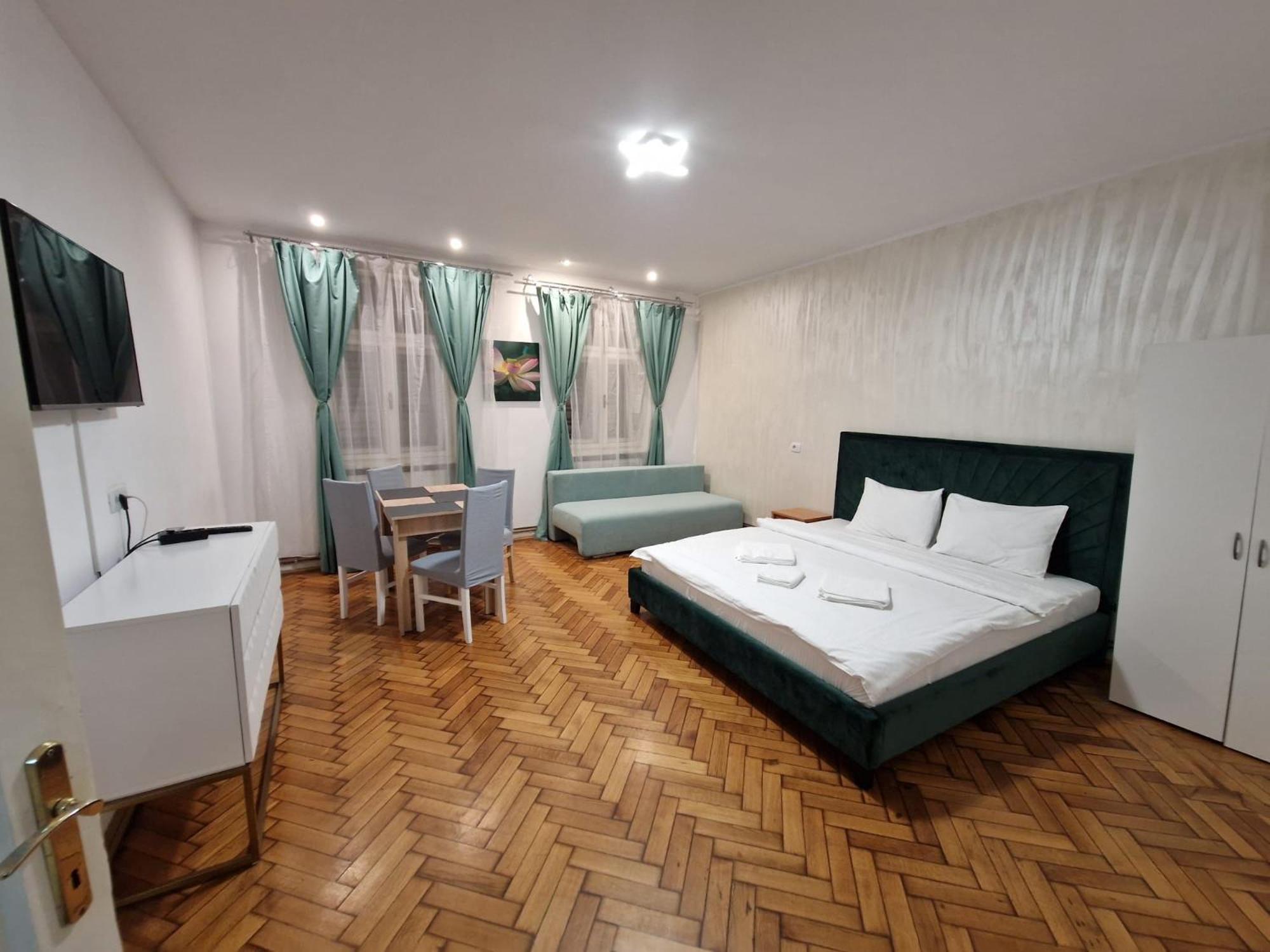 Crisan - Crisan Apartment *