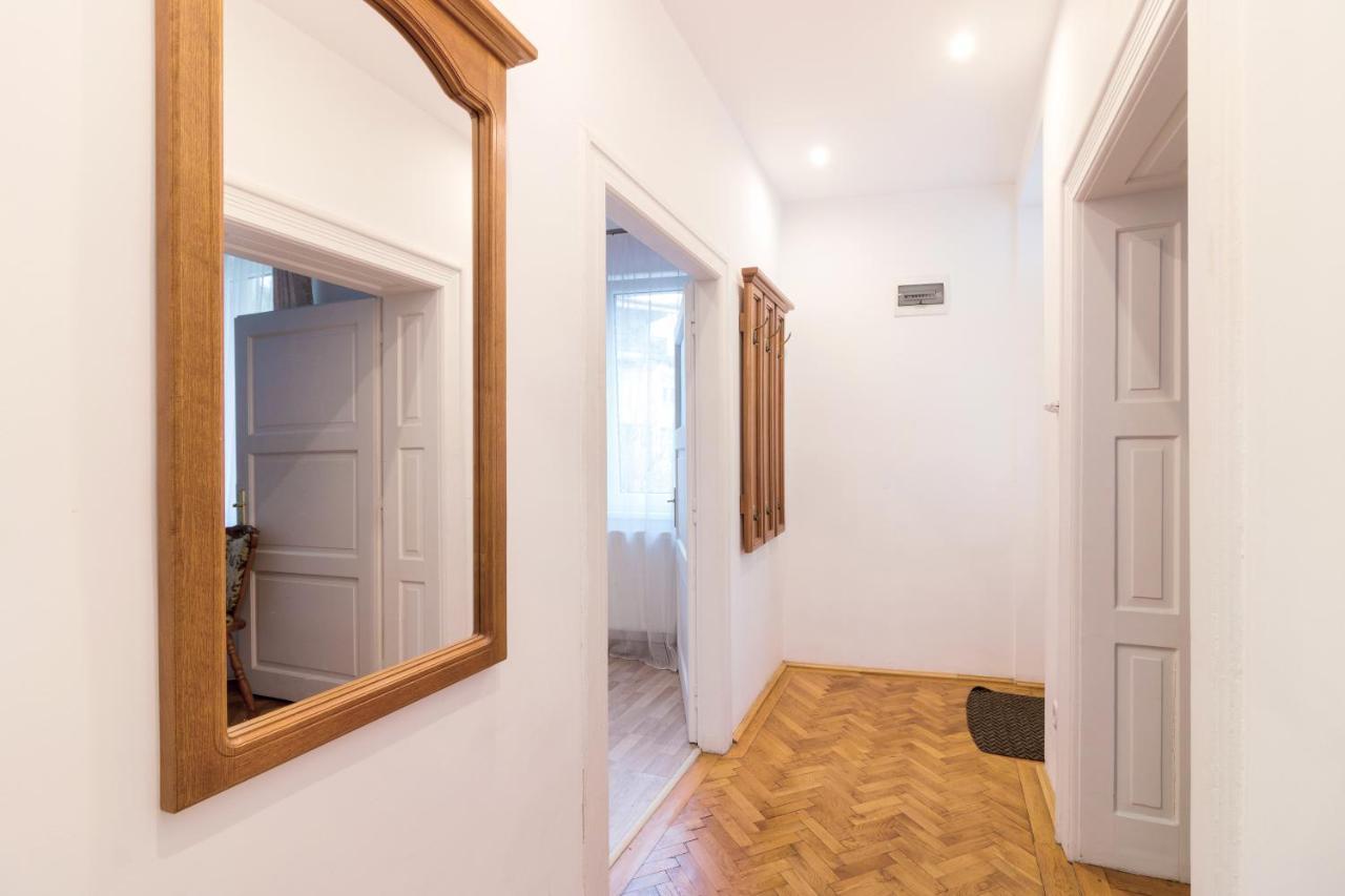 Crisan - Crisan Apartment *